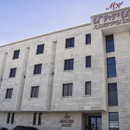 Mirage Hotel Erivan Exterior foto
