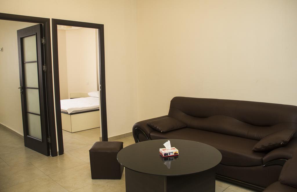 Mirage Hotel Erivan Exterior foto